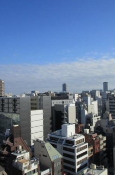 クリオ神田 