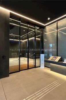 ローレルタワールネ浜松町 