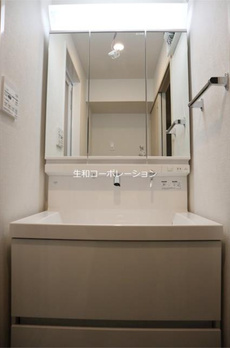 ラ　グラシア四谷 