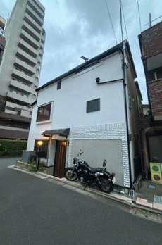 Ｓａｕｎａ　Ｈｏｕｓｅ　乃木坂　東京都港区南青山１－２０－４ 