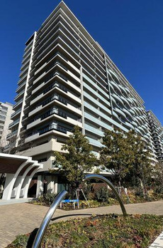 ＨＡＲＵＭＩ　ＦＬＡＧ　ＳＥＡ　ＶＩＬＬＡＧＥ　Ｄ棟 