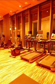 ＭＩＤ　ＴＯＷＥＲ　ＧＲＡＮＤ 