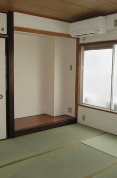 四ッ葉ビル 