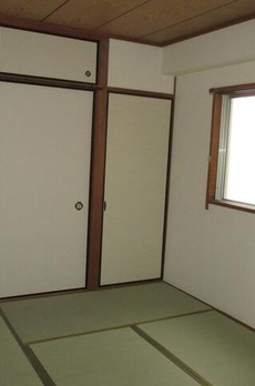 四ッ葉ビル 