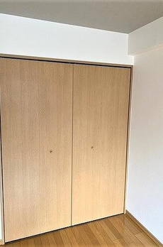 秀和青山神宮前レジデンス 