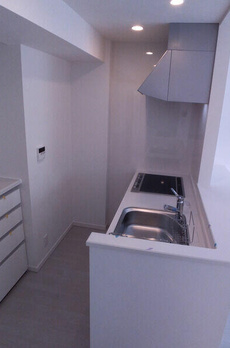 クレール三軒茶屋 