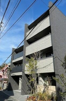 シャーメゾンステージ中野方南町 