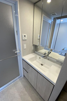 クレストコート町屋 