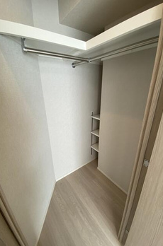 クレストコート町屋 