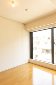 Ｃｒｅａｒｅ麹町 