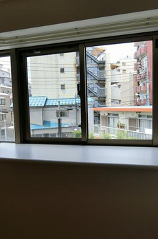 グランハイツ東新宿 