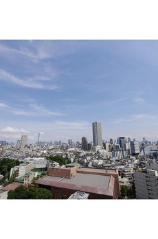 コンフォリア新宿イーストサイドタワー 