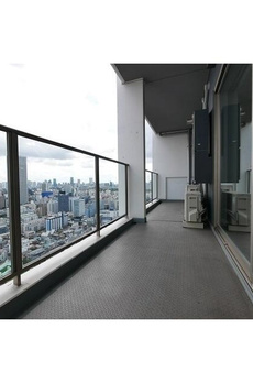 コンフォリア新宿イーストサイドタワー 