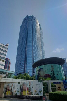 Ｅｓｔｅｒｌａ　Ｒｏｐｐｏｎｇｉ 