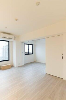 部屋番号：９０２ 