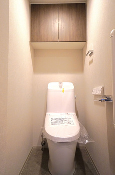 Ｂｒｉｌｌｉａ　ｉｓｔ　上野稲荷町 