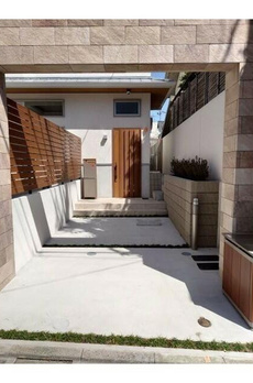 世田谷区代沢２丁目戸建 