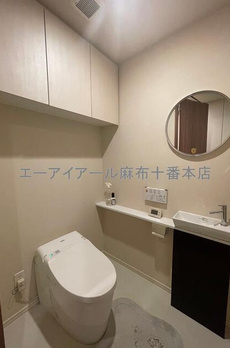 グローバルフロントタワー 