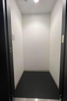 ＴＨＥ　ＣＯＵＲＴ　神宮外苑 