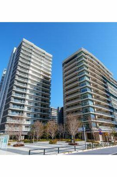 ＨＡＲＵＭＩ　ＦＬＡＧ　ＰＡＲＫ　ＶＩＬＬＡＧＥ 