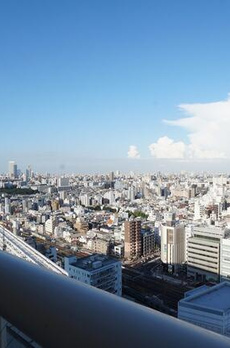 ファーストリアルタワー新宿 