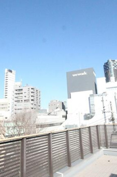 南青山１丁目デザイナーズハウス 