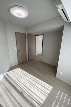 クレストコート町屋 