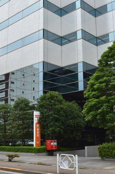 ＫＡＣＨＩＤＯＫＩ　ＴＨＥ　ＴＯＷＥＲ 