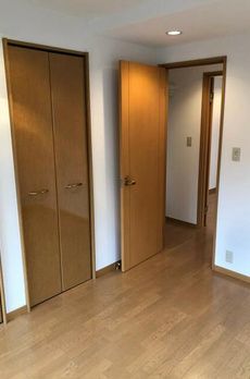 西麻布４丁目ハウス 