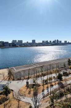 ＨＡＲＵＭＩ　ＦＬＡＧ　ＳＥＡ　ＶＩＬＬＡＧＥ　Ｅ棟 