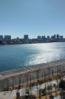 ＨＡＲＵＭＩ　ＦＬＡＧ　ＳＥＡ　ＶＩＬＬＡＧＥ　Ｅ棟 