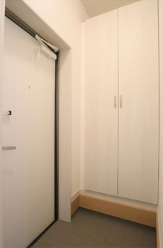 港区三田５丁目住宅 