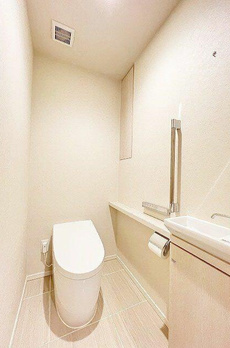 ＭＩＤ　ＴＯＷＥＲ　ＧＲＡＮＤ 