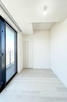 ＭＩＤ　ＴＯＷＥＲ　ＧＲＡＮＤ 