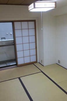 ライオンズマンション箱崎町 