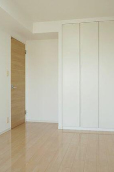 ライオンズ四谷タワーゲート 