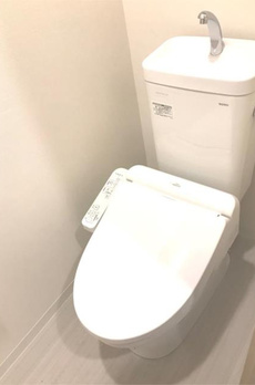 メゾンラグジュア 