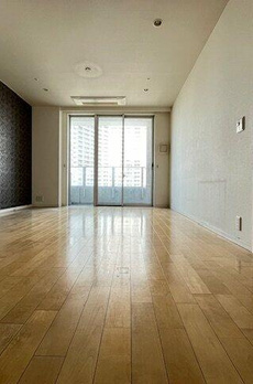 ＴＨＥ　ＴＯＫＹＯ　ＴＯＷＥＲＳ　ＳＥＡＴＯＷＥＲ 