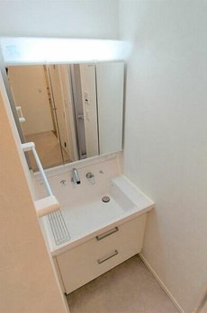 クレール三軒茶屋 