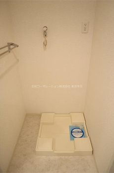 クリア岩本町 