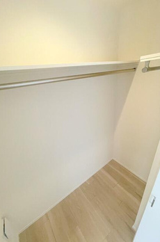 Ｄｕｅ　Ｗｅｓｔ　Ａｚａｂｕ　Ｈｏｕｓｅ 