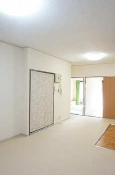 シャンボール三田 