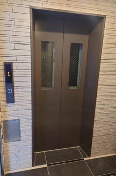 エルレナート新富町 