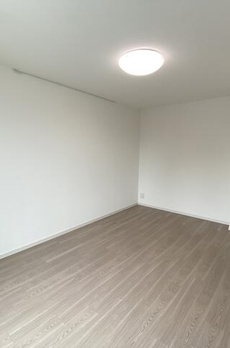 クレストコート綾瀬 