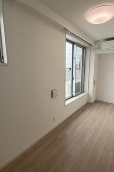 クレストコート綾瀬 