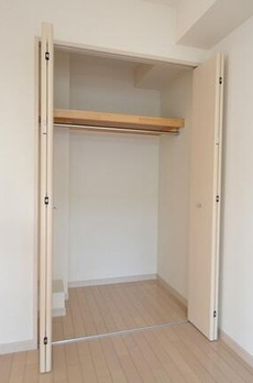 ブルソール信濃町 