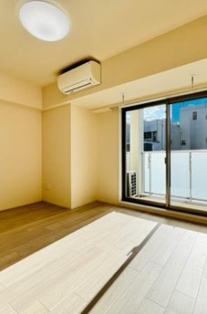 Ｂｒｉｌｌｉａ　ｉｓｔ　上野御徒町 