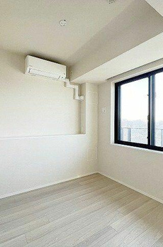 ＭＩＤ　ＴＯＷＥＲ　ＧＲＡＮＤ 