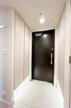 ＭＩＤ　ＴＯＷＥＲ　ＧＲＡＮＤ 