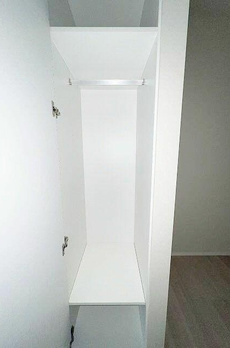 ＭＩＤ　ＴＯＷＥＲ　ＧＲＡＮＤ 